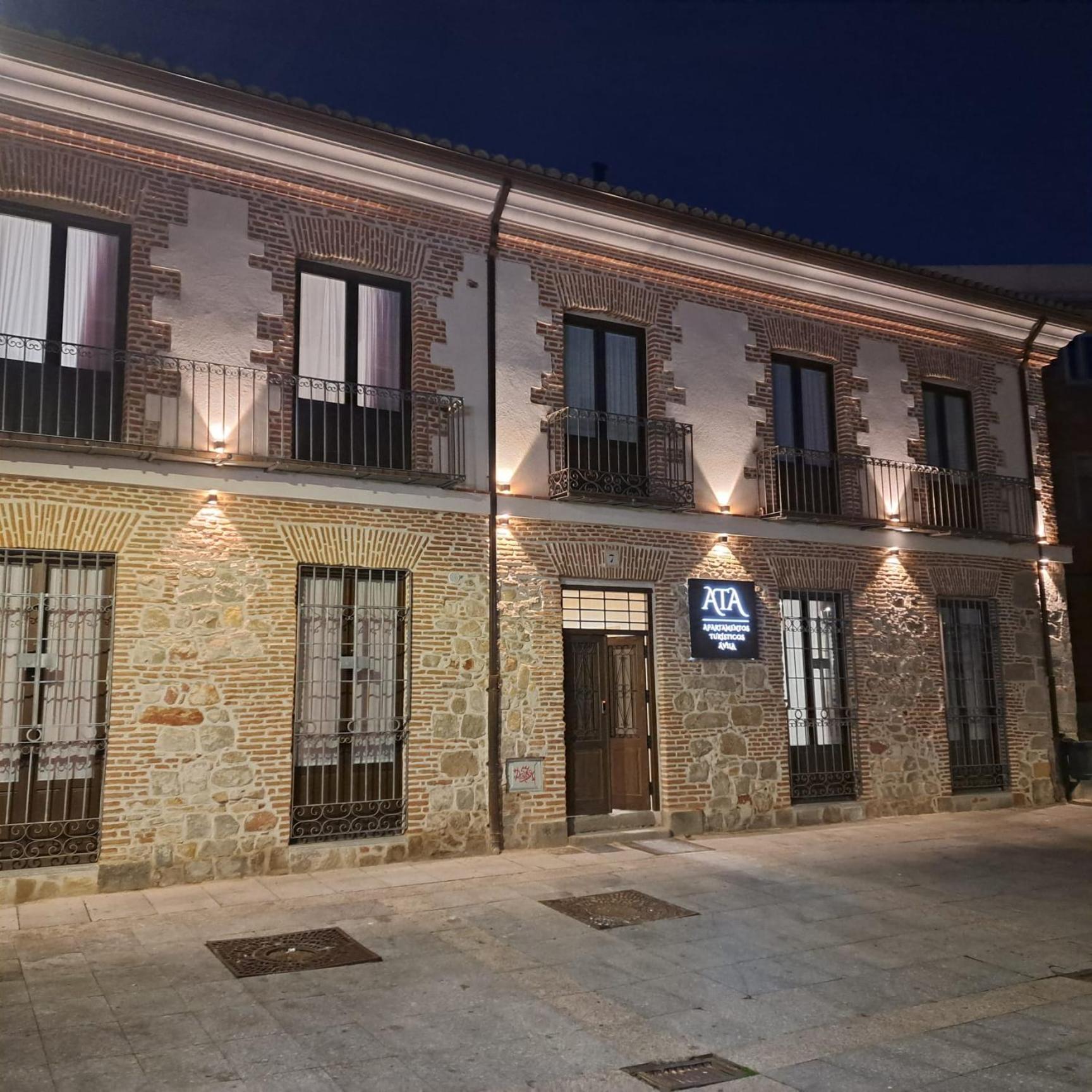 Apartamentos Turisticos Avila Puerta De La Santa 2-1 Luaran gambar